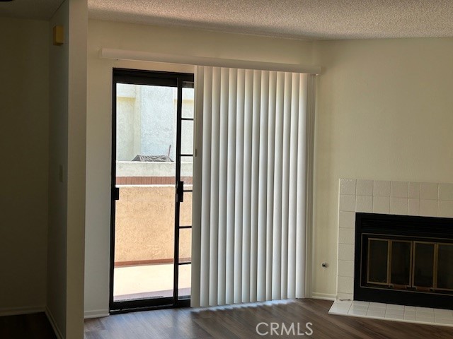 Detail Gallery Image 6 of 16 For 2931 Plaza Del Amo #37,  Torrance,  CA 90503 - 3 Beds | 3 Baths
