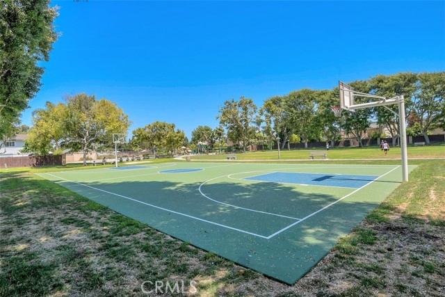 Detail Gallery Image 66 of 74 For 3871 Hendrix St, Irvine,  CA 92614 - 9 Beds | 9/2 Baths