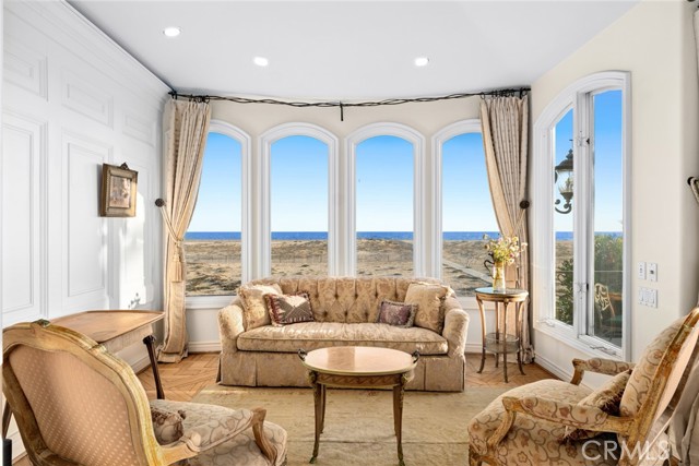 1201 E Balboa Boulevard, Newport Beach CA: https://media.crmls.org/medias/52cb16ab-7678-4bc4-9554-269b4ea61aaf.jpg