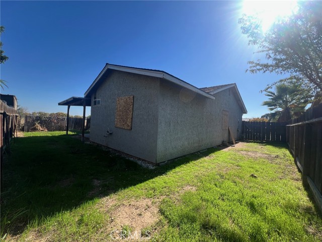 Detail Gallery Image 4 of 5 For 43 Skylark, Merced,  CA 95341 - 3 Beds | 1 Baths