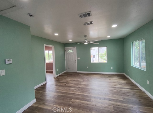 1680 S Rimpau Boulevard, Los Angeles CA: https://media.crmls.org/medias/52ccef20-9d70-4f96-94d2-509fa336a3b3.jpg