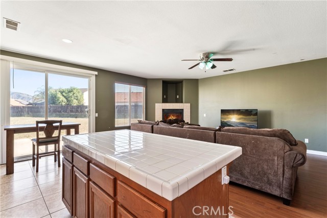 Detail Gallery Image 12 of 26 For 1027 Shady Ct, San Jacinto,  CA 92582 - 4 Beds | 2 Baths
