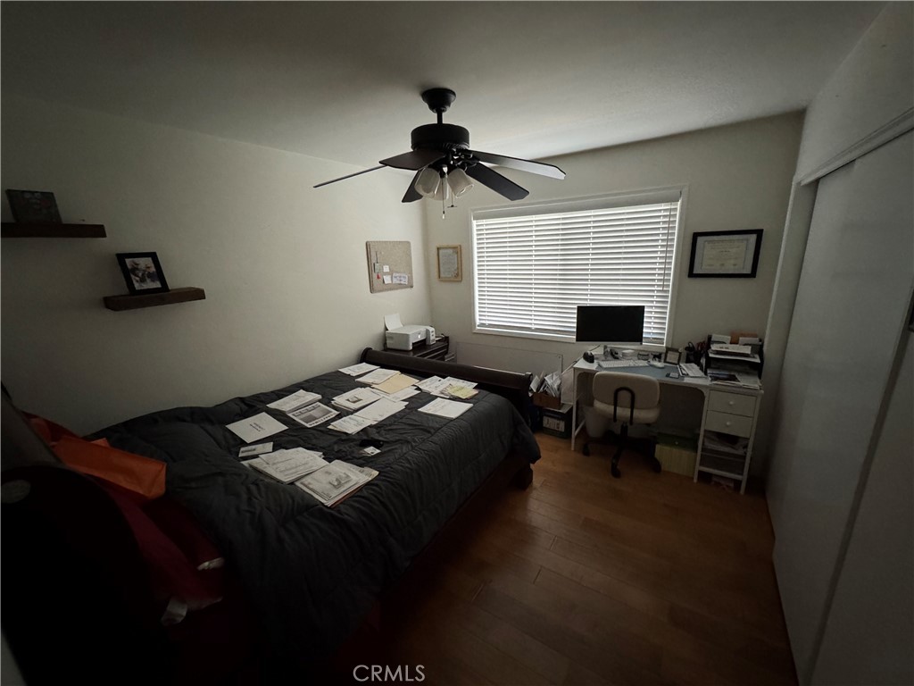 https://media.crmls.org/medias/52cd5f54-c462-40eb-b69b-aa9d171188ce.jpg?preset=X-Large