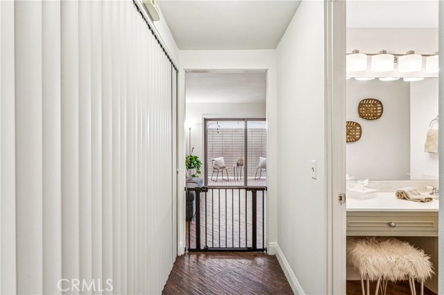 Detail Gallery Image 8 of 37 For 135 E Cypress Ave, Redlands,  CA 92373 - 3 Beds | 2/1 Baths