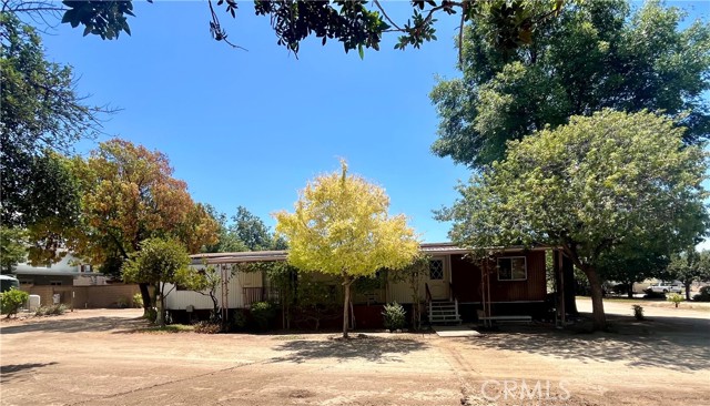 41866 Magnolia Street, Murrieta CA: https://media.crmls.org/medias/52cda6d1-d6ea-4553-a68e-c2098d4419f0.jpg