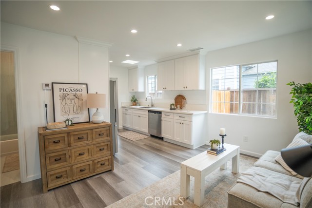 Detail Gallery Image 31 of 38 For 4110 E Vermont St, Long Beach,  CA 90814 - – Beds | – Baths