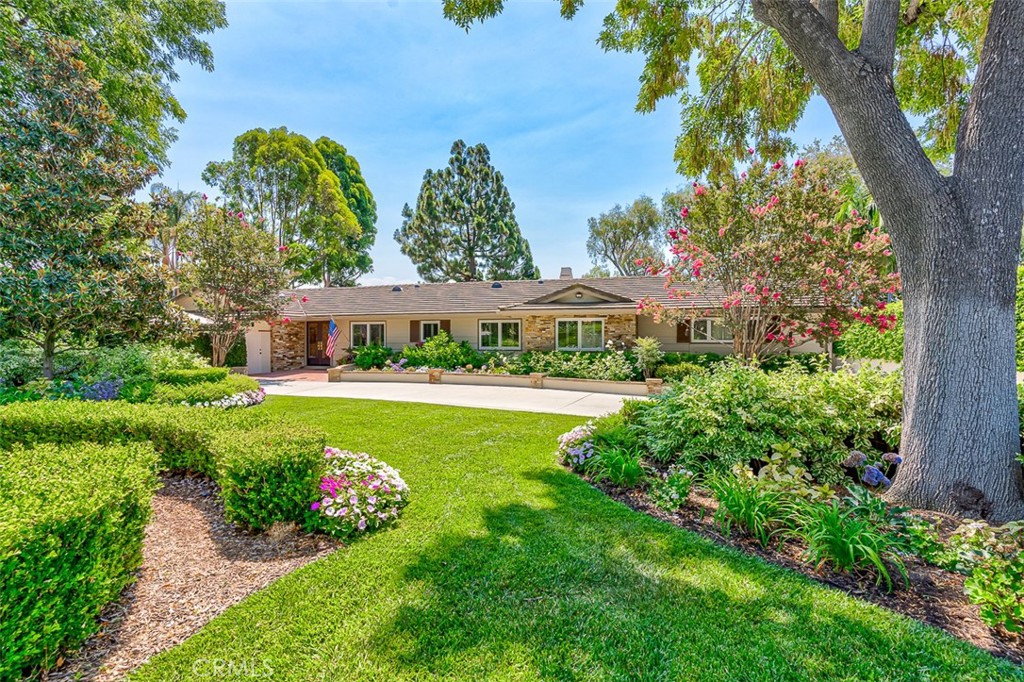 1102 N Richman Knoll