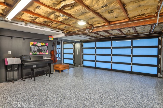 315 Teasdale Drive, Claremont CA: https://media.crmls.org/medias/52cfe73d-9c84-45f8-8bde-6018b66bdd45.jpg