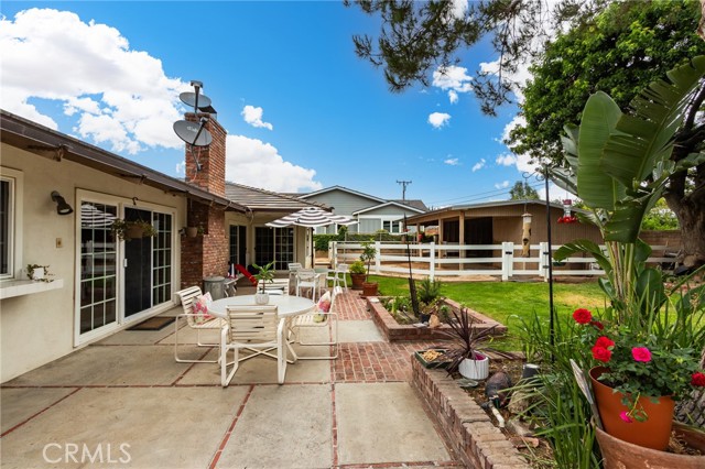5802 Lakehaven Way, Yorba Linda CA: https://media.crmls.org/medias/52d06233-542b-499e-8528-4b546ae9b7b4.jpg