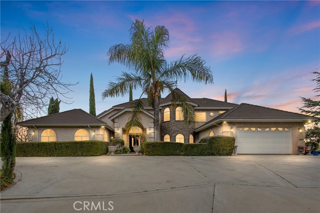 Detail Gallery Image 2 of 39 For 37289 Valgio Dr, Calimesa,  CA 92320 - 3 Beds | 3/1 Baths