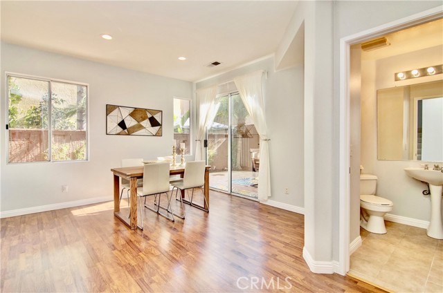 15 Sydney Court, Aliso Viejo CA: https://media.crmls.org/medias/52d14d59-27e1-4933-959a-21b46cdaabc2.jpg