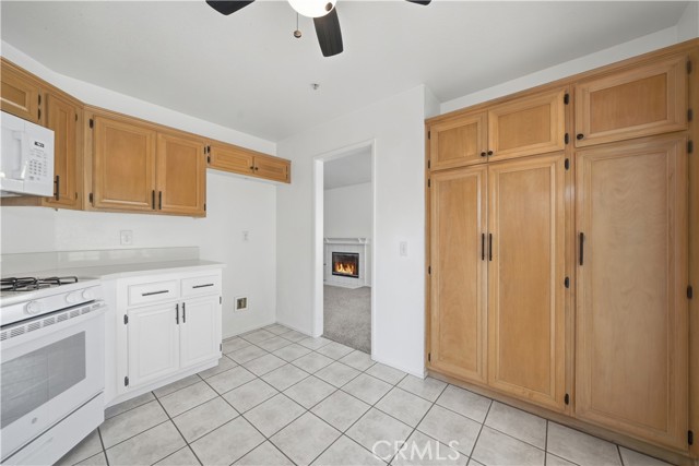 Detail Gallery Image 8 of 35 For 7613 Haven Ave #B,  Rancho Cucamonga,  CA 91730 - 2 Beds | 2 Baths