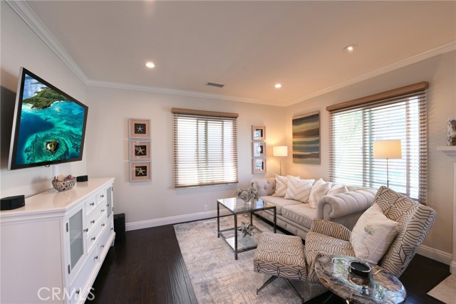 Detail Gallery Image 13 of 51 For 1319 Unit B W Bay Ave #B,  Newport Beach,  CA 92661 - 1 Beds | 1 Baths