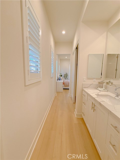 104 Bright Star, Irvine CA: https://media.crmls.org/medias/52d29786-e35d-436d-9333-a50253414ac9.jpg