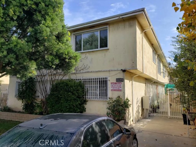 1964 S Sherbourne Drive Los Angeles, California Welcome to La Cienega Heights! Ideal location for this investment property that hasn’t been on the market since 1985. These 6 units are centrally located to Downtown Los Angeles, Hollywood, Beverly Hills, Downtown Culver City, and Santa Monica. Close to major fwys, transportation and employers such as Kaiser Permanente, USC, LAX and Downtown Financial District. Built in 1955, the property sits on a 6,856 sf of land with 7,296 sf of rentable area. Units consist of a 1-two bedrooms 1 bath unit, 1-two bedrooms 2 baths unit, and 4-three bedrooms 2 baths units. 6 parking spaces/carports available. Great investment opportunity for the next owner. Don't Wait!