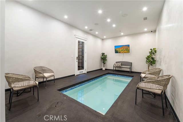 Detail Gallery Image 45 of 59 For 17528 Jayden Ln, Encino,  CA 91316 - 7 Beds | 10/1 Baths