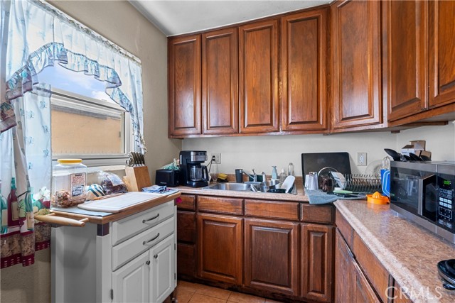 908 W 132nd Street, Compton CA: https://media.crmls.org/medias/52d40aff-cc5c-420f-84b6-d03f95a94f68.jpg