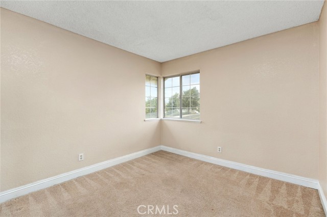 Detail Gallery Image 18 of 32 For 25639 Palm Shadows Dr, Moreno Valley,  CA 92557 - 4 Beds | 2/1 Baths