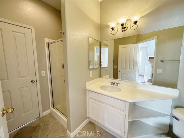 Detail Gallery Image 11 of 22 For 25820 Hammet Cir, Stevenson Ranch,  CA 91381 - 5 Beds | 3 Baths