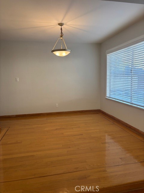 Detail Gallery Image 5 of 24 For 10645 Willowbrae Ave, Chatsworth,  CA 91311 - 3 Beds | 2/1 Baths