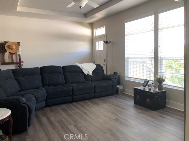 Detail Gallery Image 13 of 34 For 4901 Green River Rd #268,  Corona,  CA 92878 - 4 Beds | 2 Baths