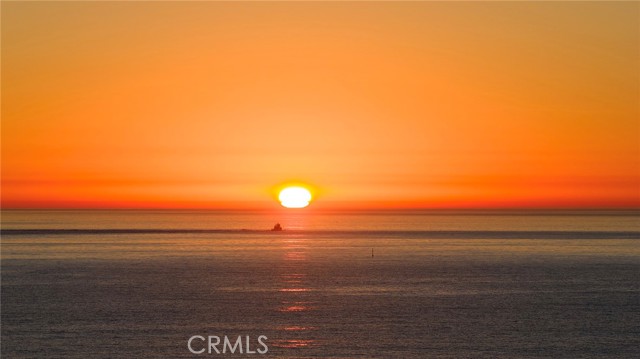 Detail Gallery Image 29 of 52 For 35661 Beach Rd, Dana Point,  CA 92624 - 4 Beds | 3/1 Baths