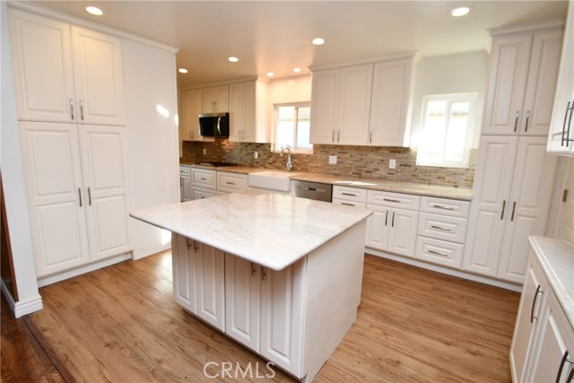 Detail Gallery Image 22 of 56 For 13841 Ocana, Bellflower,  CA 90706 - 3 Beds | 2 Baths