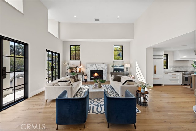1963 Port Edward Place, Newport Beach CA: https://media.crmls.org/medias/52d6b0fd-5f06-4503-8497-0e713db055f4.jpg