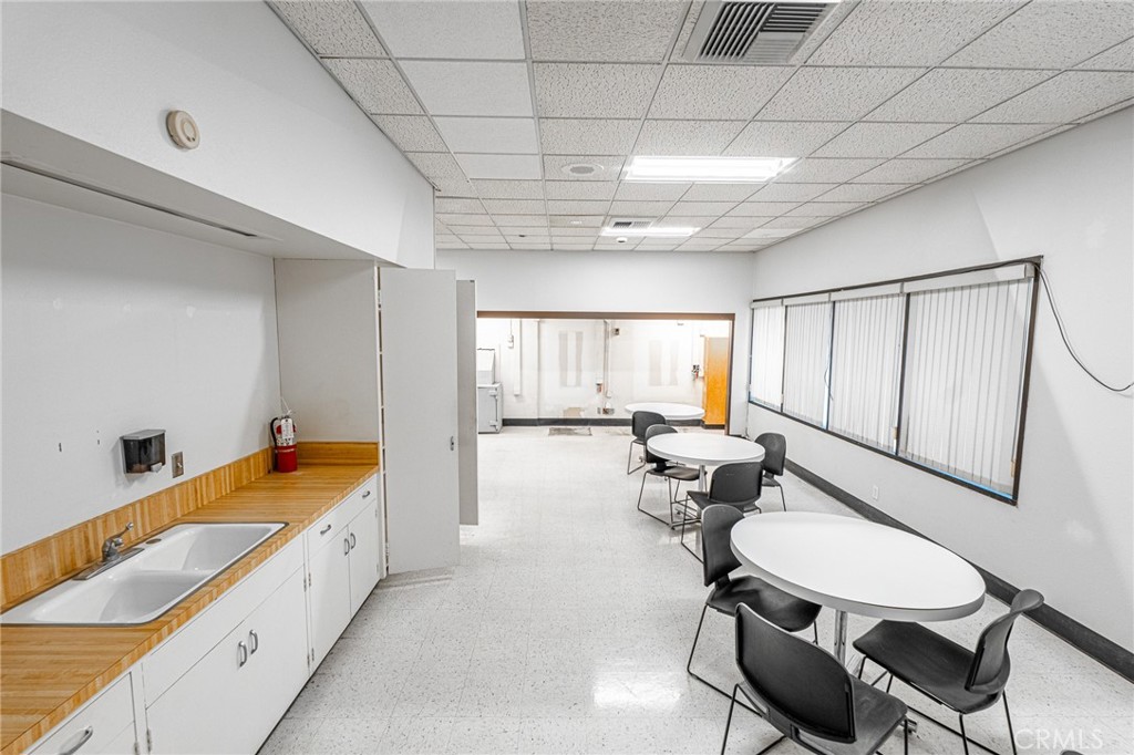 52D6Ebe4 Ad79 49Ec A665 6C8Bf91Dfbb8 2495 E Lakeshore Drive, Lake Elsinore, Ca 92530 &Lt;Span Style='BackgroundColor:transparent;Padding:0Px;'&Gt; &Lt;Small&Gt; &Lt;I&Gt; &Lt;/I&Gt; &Lt;/Small&Gt;&Lt;/Span&Gt;