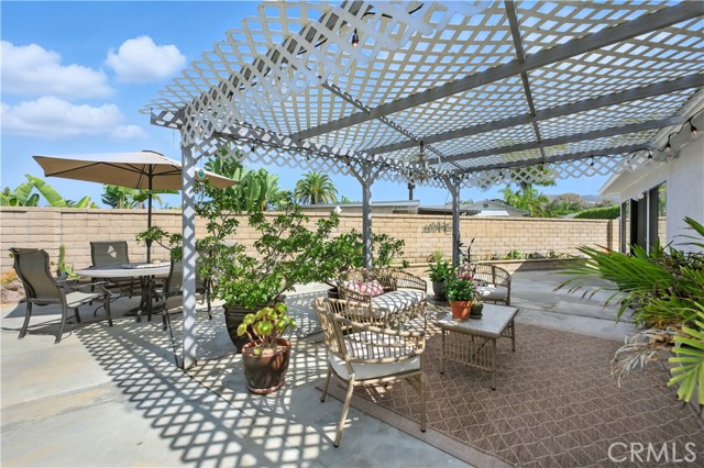 26825 Calle Almanza, Dana Point CA: https://media.crmls.org/medias/52d6ef40-e285-4ae0-b605-491b4d816eca.jpg