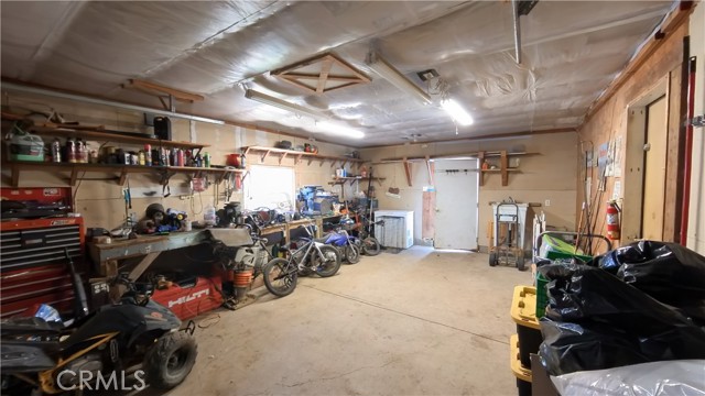 Detail Gallery Image 7 of 38 For 16463 33rd Ave, Clearlake,  CA 95422 - 3 Beds | 2 Baths