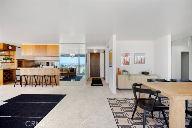 5400 The Toledo, Long Beach CA: https://media.crmls.org/medias/52d7c89d-bcb6-48e0-81ee-7065392f4ed8.jpg