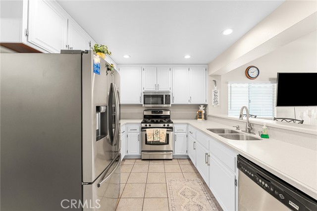 1173 Fairway Oaks Avenue, Banning CA: https://media.crmls.org/medias/52d85f5d-62a2-42ce-b562-f454bc707fd2.jpg