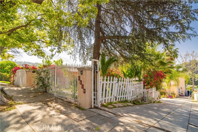 Image 2 for 2072 Wollam St, Los Angeles, CA 90065