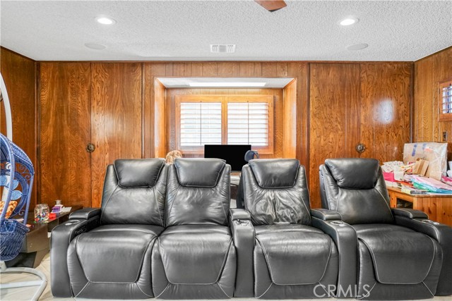 Detail Gallery Image 15 of 44 For 24206 Saint Edens Circle, West Hills,  CA 91307 - 3 Beds | 2 Baths
