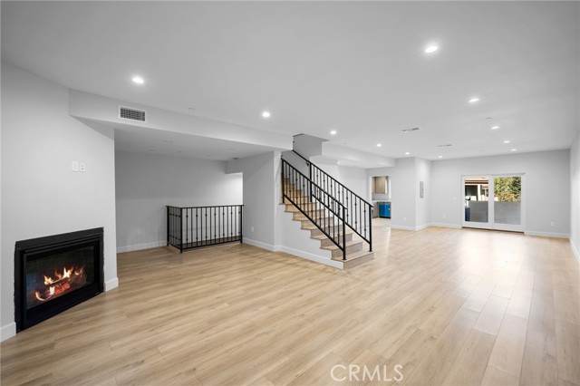 Detail Gallery Image 7 of 36 For 357 Harvey Dr #103,  Glendale,  CA 91206 - 3 Beds | 2/1 Baths