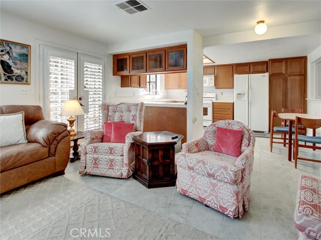 Detail Gallery Image 8 of 58 For 9031 Lampson Avenue, Garden Grove,  CA 92841 - 3 Beds | 2 Baths