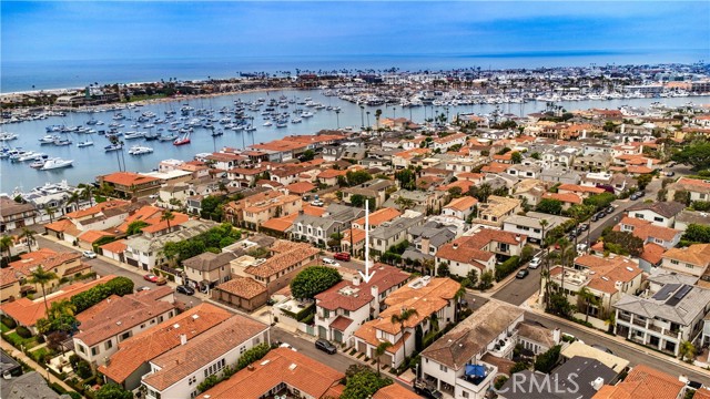 126 Via Koron, Newport Beach CA: https://media.crmls.org/medias/52d9797a-d0f8-4f05-b052-f5fadf85ebc4.jpg