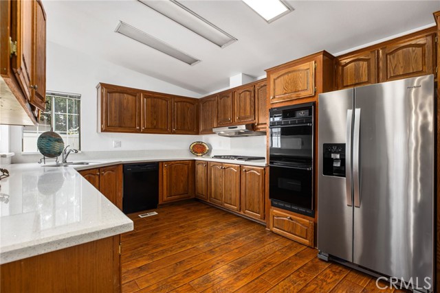 Detail Gallery Image 3 of 39 For 38262 via Oruga, Murrieta,  CA 92563 - 3 Beds | 2 Baths