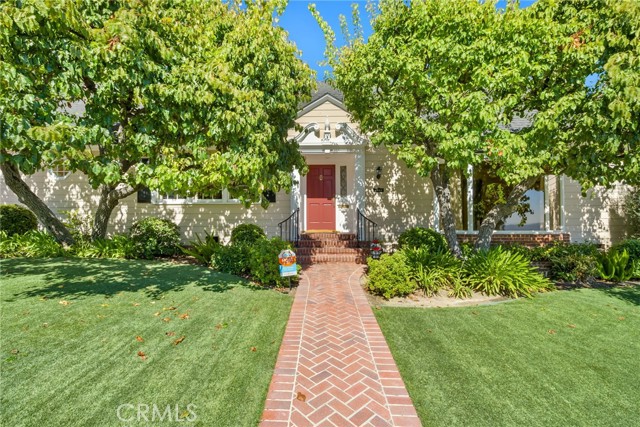 Detail Gallery Image 1 of 1 For 1924 Las Flores Dr, Glendale,  CA 91207 - 3 Beds | 2 Baths