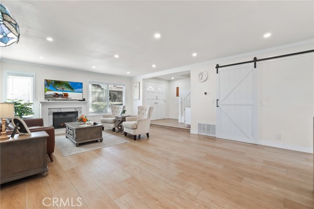 Detail Gallery Image 13 of 48 For 10 Goldenbush, Irvine,  CA 92604 - 3 Beds | 2/1 Baths