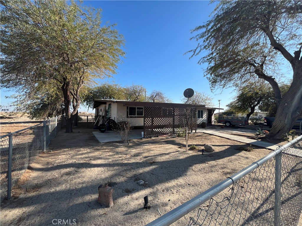 2338 Sand Ere Avenue