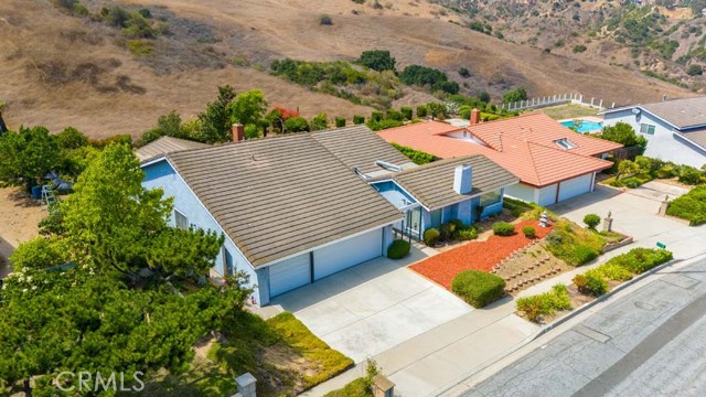 3241 Belle River Drive, Hacienda Heights CA: https://media.crmls.org/medias/52de32f6-bf9c-46cf-b02f-04805d47fb73.jpg