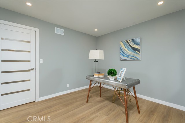 Detail Gallery Image 24 of 48 For 19806 Needles, Chatsworth,  CA 91311 - 3 Beds | 3 Baths