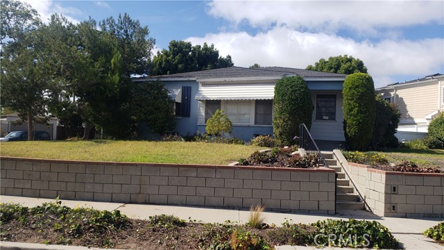 1153 22nd Street, Manhattan Beach, California 90266, 3 Bedrooms Bedrooms, ,1 BathroomBathrooms,Residential,Sold,22nd,SB21236872
