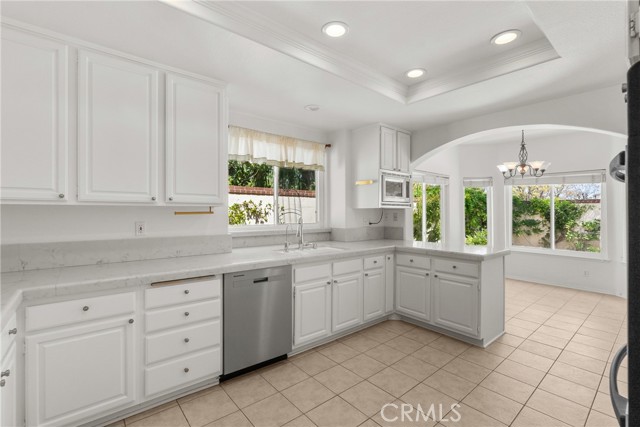 Detail Gallery Image 19 of 47 For 870 Pleasant Dale Pl, Westlake Village,  CA 91362 - 4 Beds | 2/1 Baths