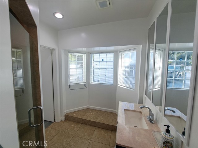 Detail Gallery Image 37 of 47 For 14356 Greenleaf St, Sherman Oaks,  CA 91423 - 3 Beds | 2/1 Baths