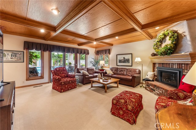Detail Gallery Image 31 of 75 For 1914 Country Club Ln, Redlands,  CA 92373 - 5 Beds | 3/1 Baths