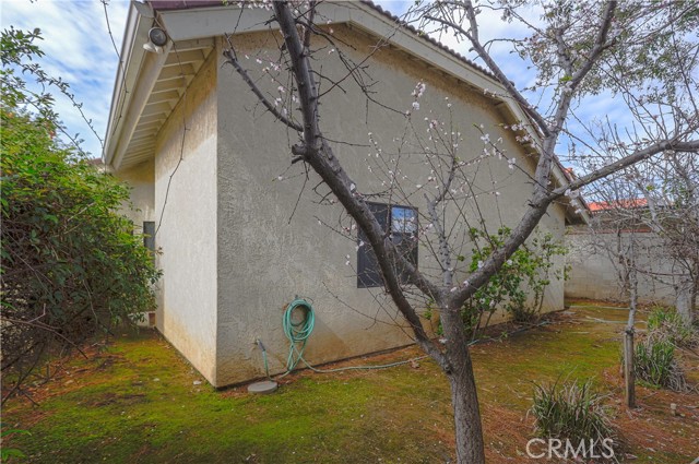 Detail Gallery Image 28 of 34 For 608 Berwick, Bakersfield,  CA 93311 - 3 Beds | 2 Baths