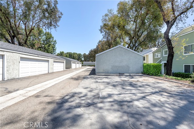 Detail Gallery Image 8 of 44 For 5812 Old Village Rd #212,  Yorba Linda,  CA 92887 - 3 Beds | 2 Baths